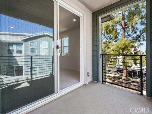 120 Zawn , Irvine, CA