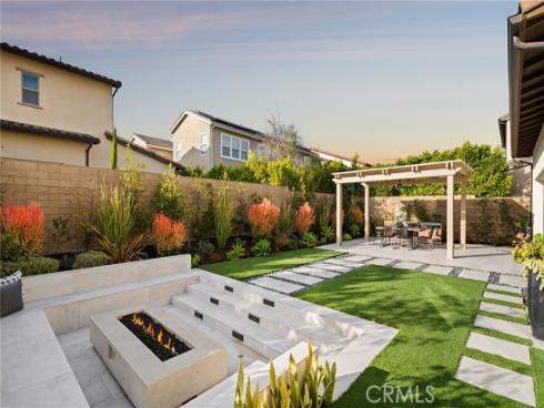 113  Pixel  , Irvine, CA