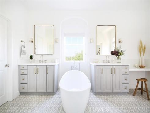 125 Lattice , Irvine, CA