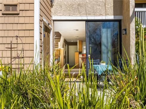 179 Pineview , Irvine, CA