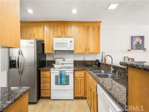 179 Pineview , Irvine, CA