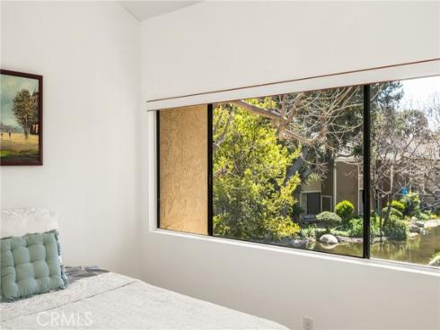 179 Pineview , Irvine, CA