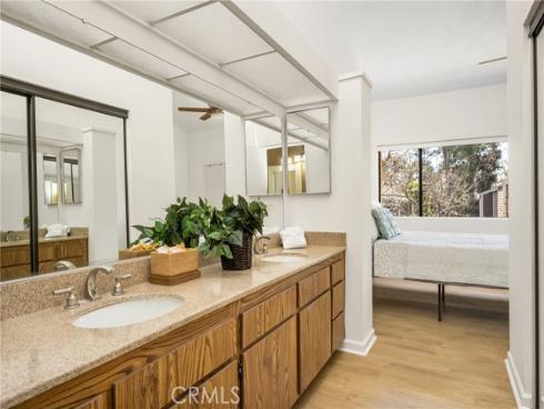 179 Pineview , Irvine, CA