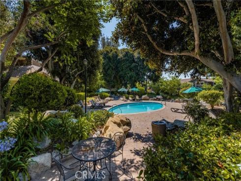 179 Pineview , Irvine, CA