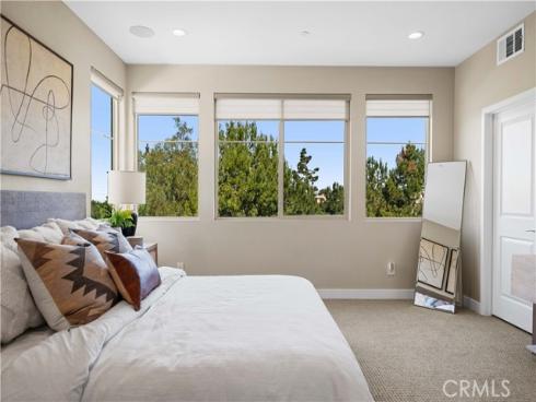 125 Interval , Irvine, CA