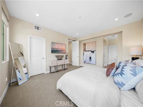 125 Interval , Irvine, CA