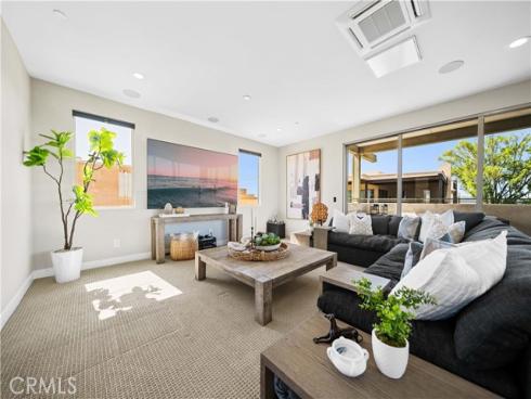 125 Interval , Irvine, CA