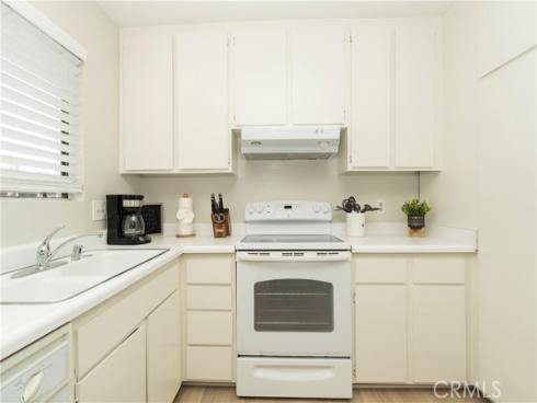 306  Streamwood  , Irvine, CA