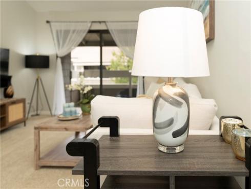 306  Streamwood  , Irvine, CA