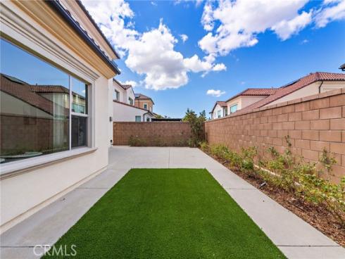 131 Parakeet , Irvine, CA