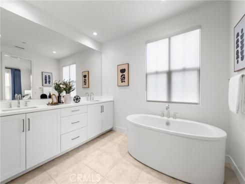 131 Parakeet , Irvine, CA