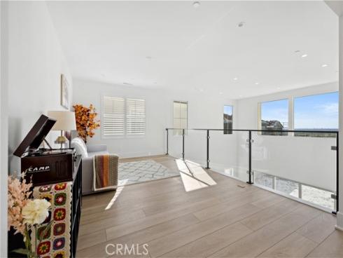 151 Hyperion , Irvine, CA