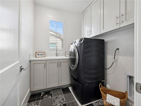 151 Hyperion , Irvine, CA