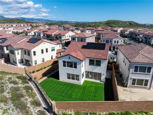 151 Hyperion , Irvine, CA