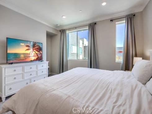 215 Bowery , Irvine, CA