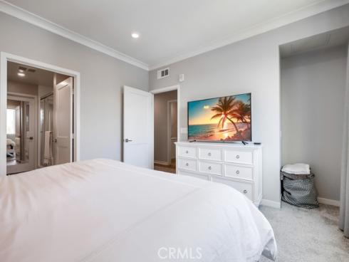 215 Bowery , Irvine, CA