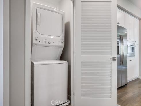 215 Bowery , Irvine, CA