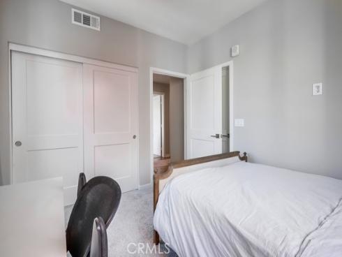 215 Bowery , Irvine, CA