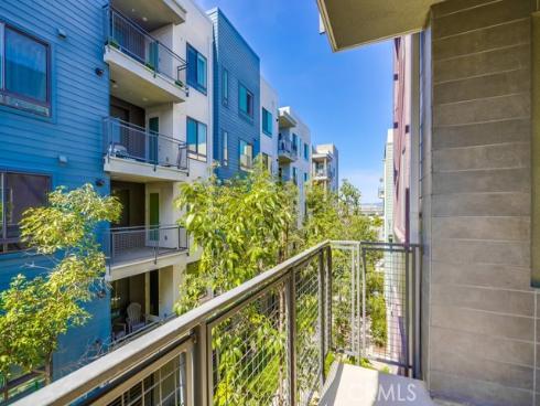 215 Bowery , Irvine, CA