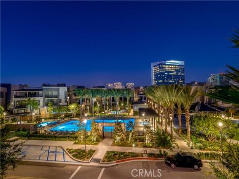 215 Bowery , Irvine, CA