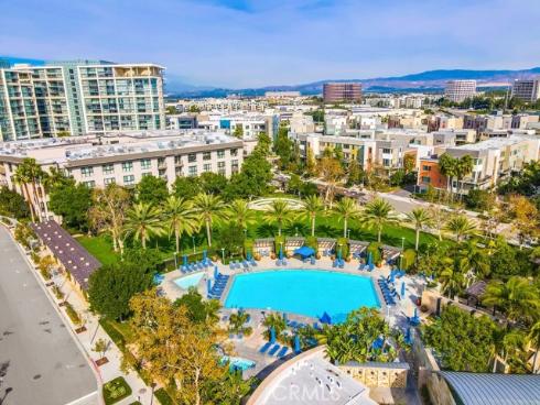 215 Bowery , Irvine, CA