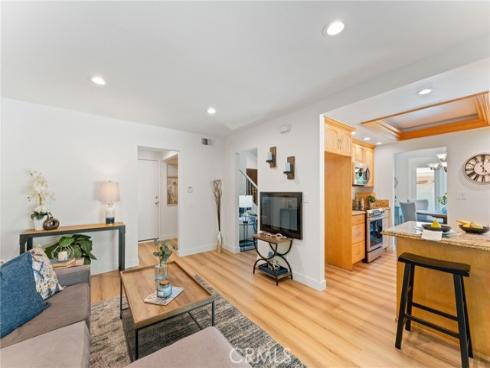 43 Ashbrook , Irvine, CA