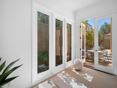 52  Acorn Glen  , Irvine, CA