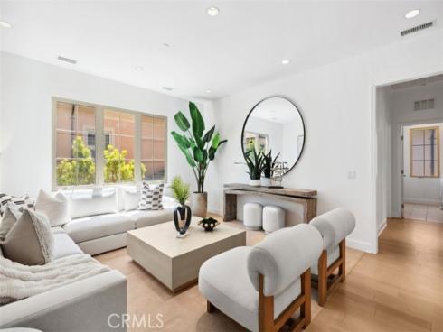 52  Acorn Glen  , Irvine, CA