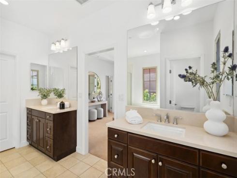 52  Acorn Glen  , Irvine, CA