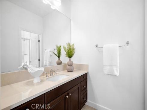 52  Acorn Glen  , Irvine, CA