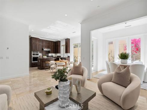 52  Acorn Glen  , Irvine, CA