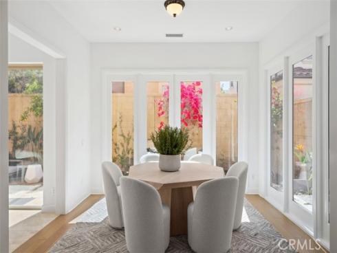 52  Acorn Glen  , Irvine, CA