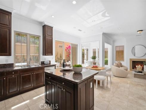 52  Acorn Glen  , Irvine, CA