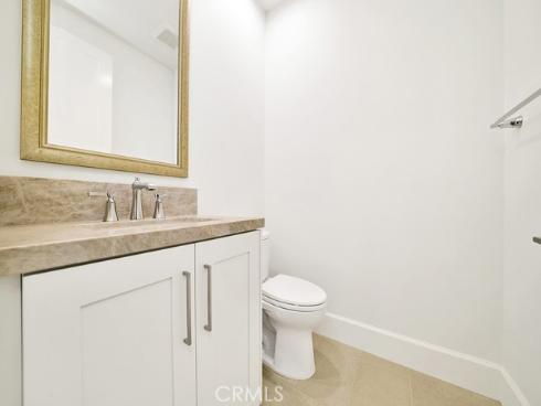 218 Coal Mine , Irvine, CA