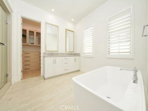 218 Coal Mine , Irvine, CA