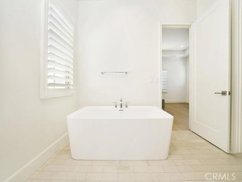 218 Coal Mine , Irvine, CA