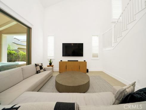 218 Coal Mine , Irvine, CA