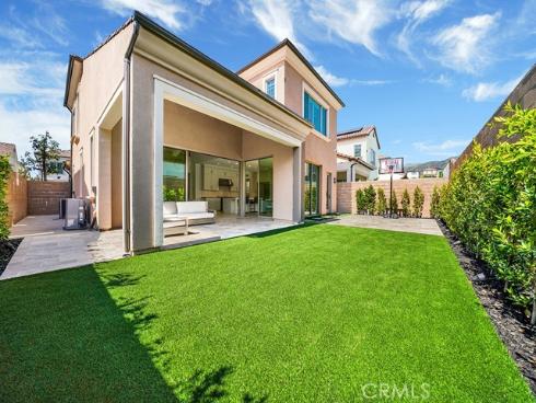 218 Coal Mine , Irvine, CA