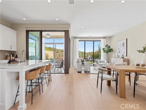 128 Tomahawk , Irvine, CA