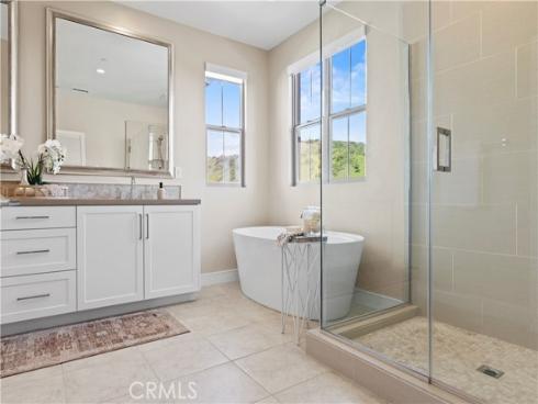 128 Tomahawk , Irvine, CA