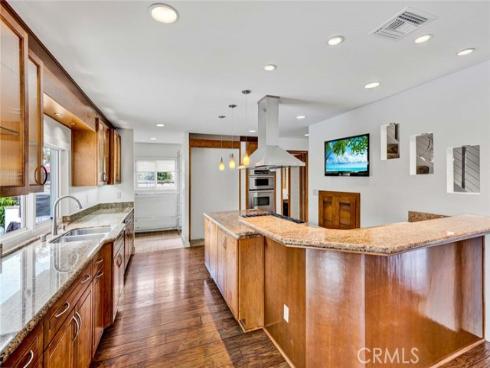 25 Bennington , Irvine, CA