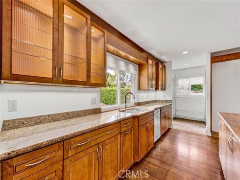 25 Bennington , Irvine, CA