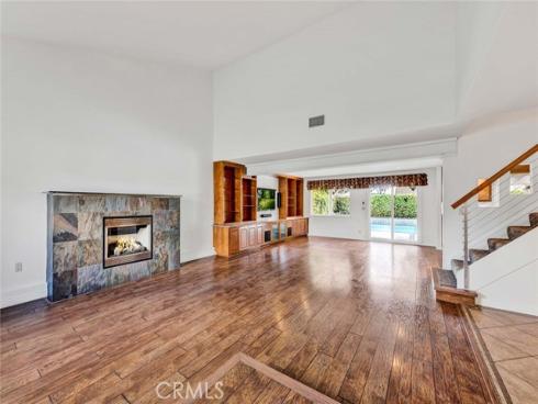 25 Bennington , Irvine, CA