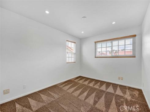 25 Bennington , Irvine, CA