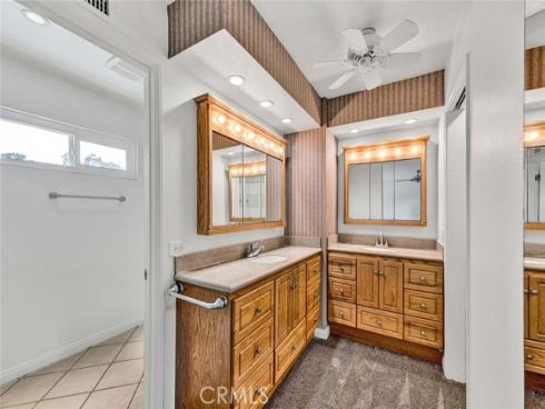 25 Bennington , Irvine, CA