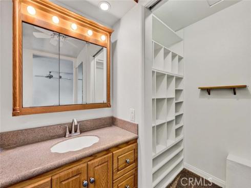 25 Bennington , Irvine, CA