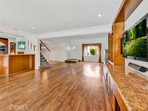 25 Bennington , Irvine, CA