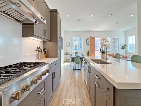 349 Abacus , Irvine, CA