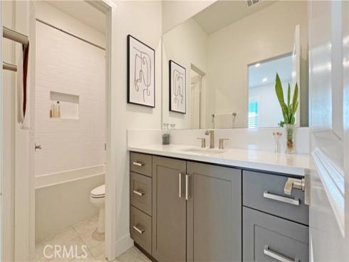 349 Abacus , Irvine, CA