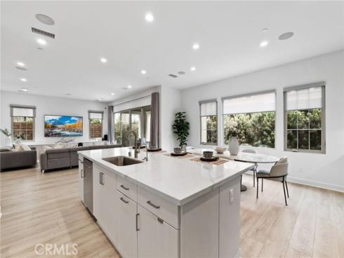 119 Jayhawk , Irvine, CA